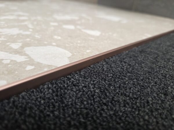 AK Alu. koperkleurig mat geanodiseerd klant foto
